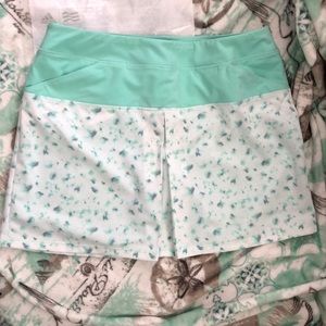 Adidas “Tour” Athletic Skort / Skirt. Small  NWT